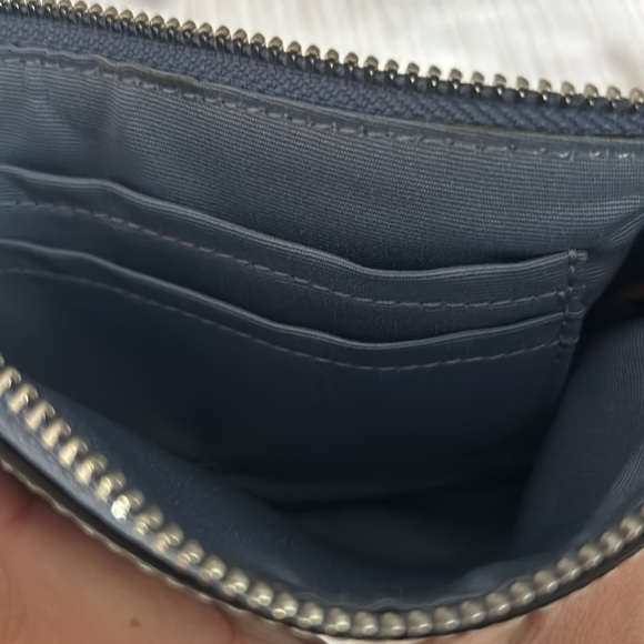 Coach wristlet/card holder - Picture 3 of 3